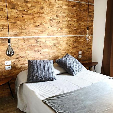 Arya Cagliari Hotel Bagian luar foto