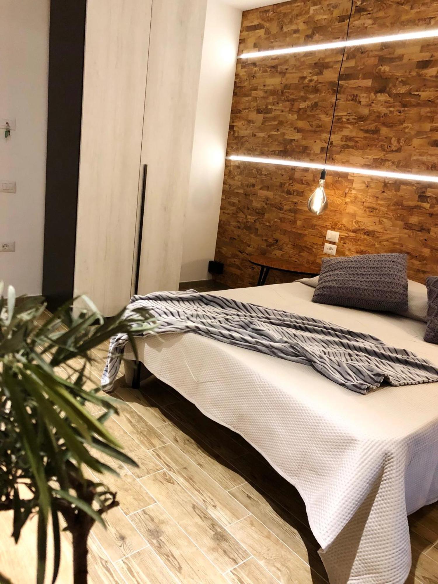 Arya Cagliari Hotel Bagian luar foto