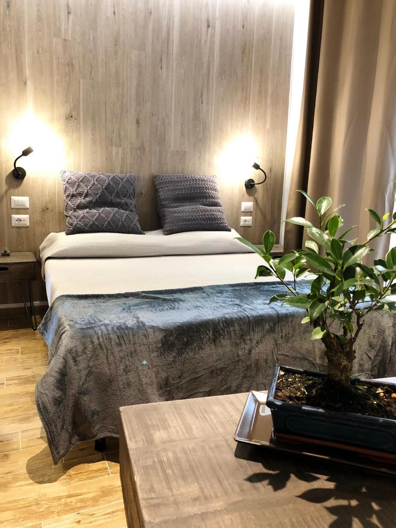 Arya Cagliari Hotel Bagian luar foto