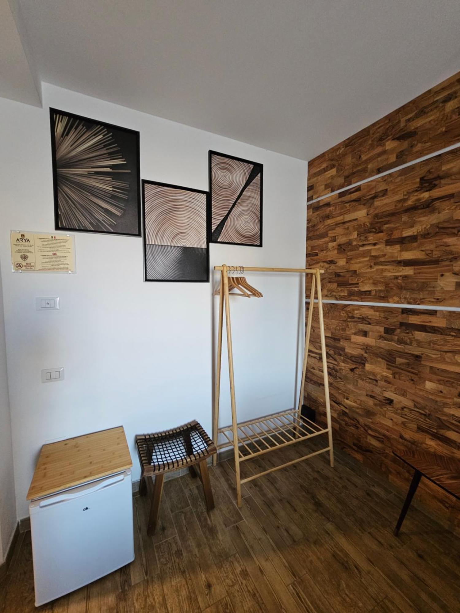 Arya Cagliari Hotel Bagian luar foto